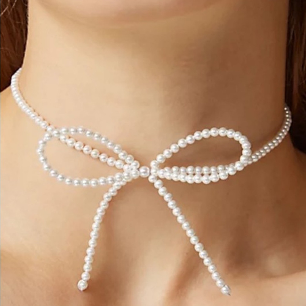 169. Beaded bow tie necklace pearl choker